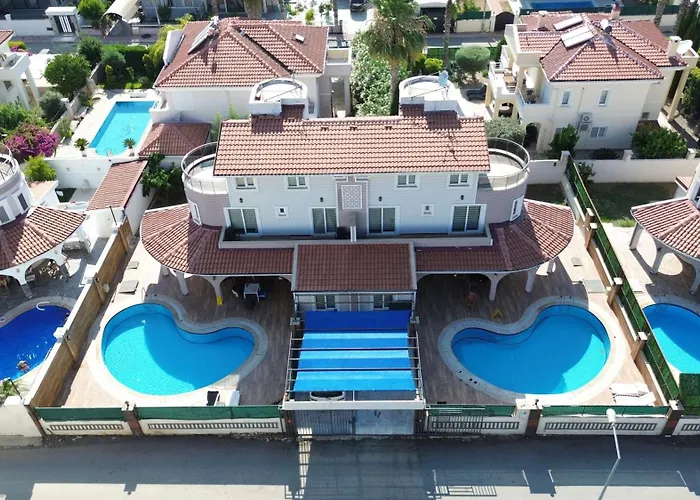 Bluehomes Grand Villa