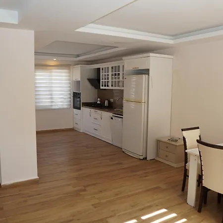 Bluehomes Grand
