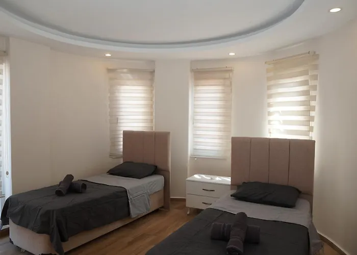 Bluehomes Grand