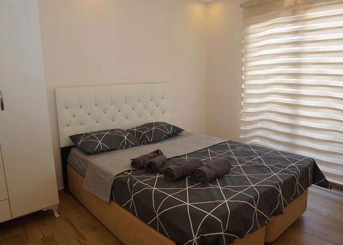 Bluehomes Grand Vila *