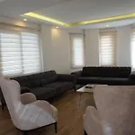 Bluehomes Grand *