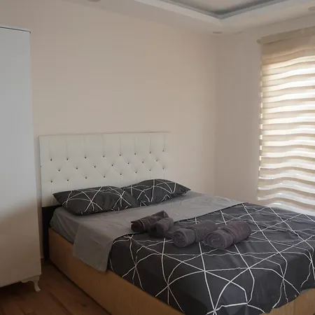 Bluehomes Grand Villa
